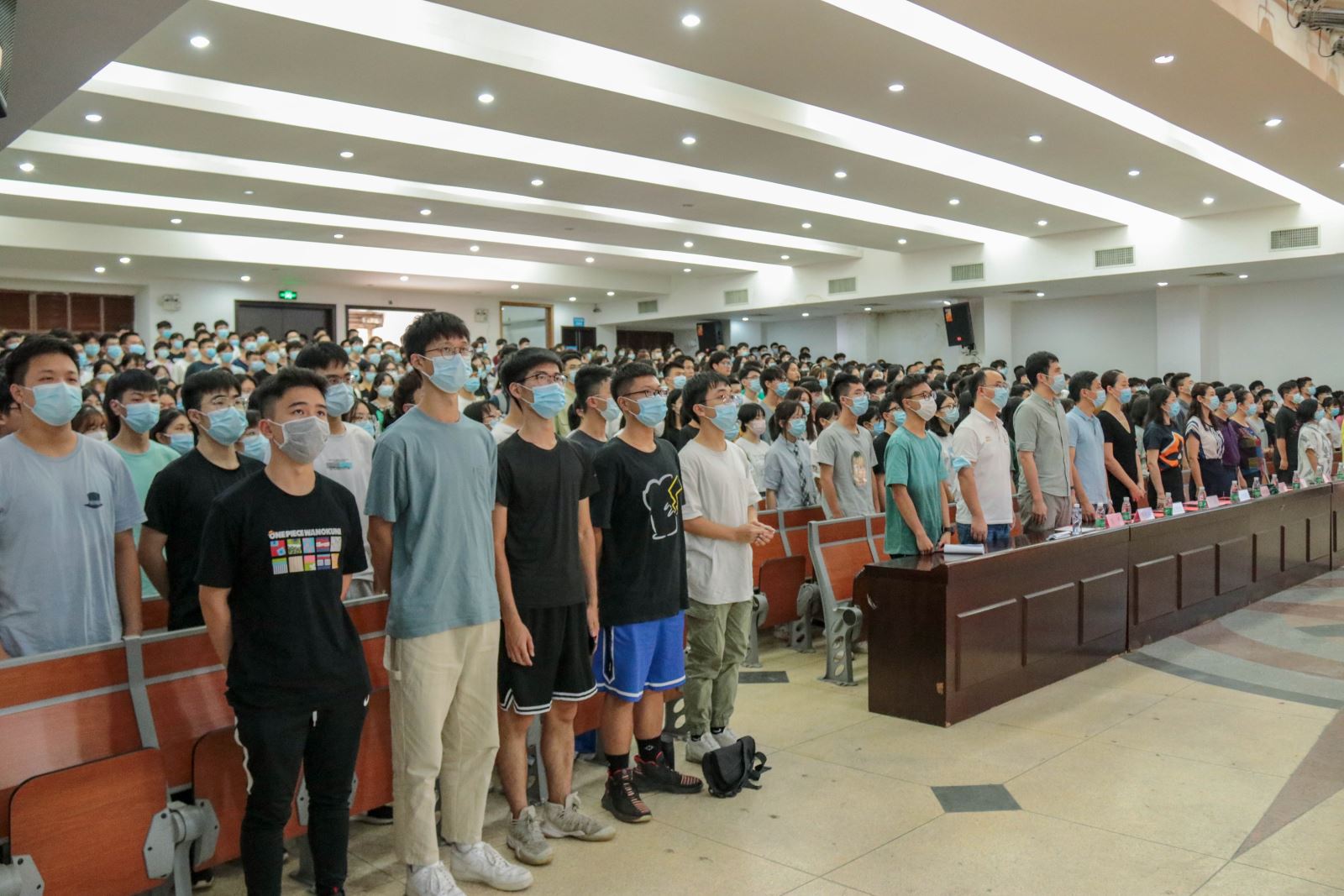 艺路同行，与你相伴（三）伦理片
成功召开2021级本科生入学教育动员大会