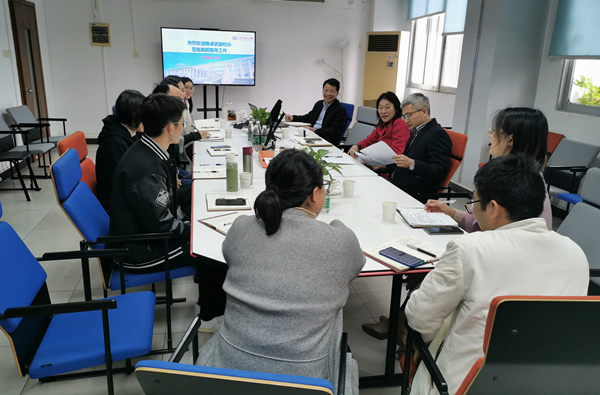 陈卓武副校长到伦理片
调研学生工作